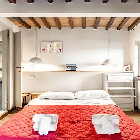 Apartmán Guesthost - Historic With Rooftop Views *